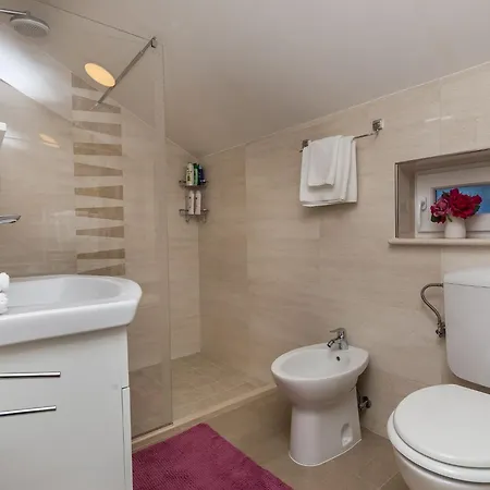 Apartman Cetini - Two Bedroom With Terrace And Sea View *